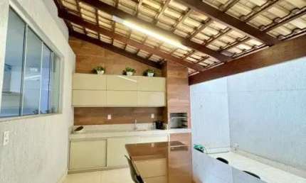 Casa de Condomínio à Venda no Parque Anhanguera, Goiânia – 155m²