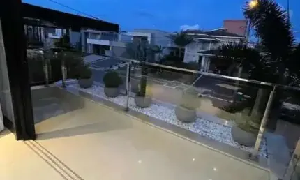 Casa de Condomínio à Venda no Jardins Lisboa, Goiânia – 457m², 5 Suítes