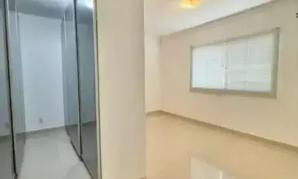 Casa de Condomínio à Venda no Jardins Madri, Goiânia – 3 Suítes