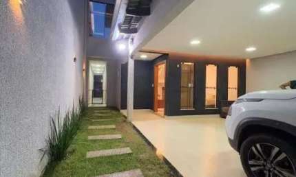 Casa de Condomínio à Venda no Jardim Atlântico, Goiânia – 236m²