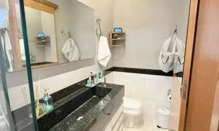 Casa em Condomínio no Parque Amazônia, 4 Quartos, 195m² à Venda