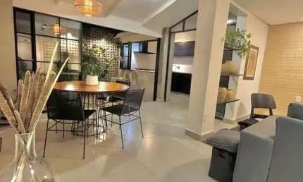 Casa em Condomínio no Parque Amazônia, 4 Quartos, 195m² à Venda