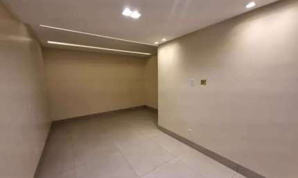 Casa de Condomínio à Venda no Jardins Capri, 4 Suítes, 265m²