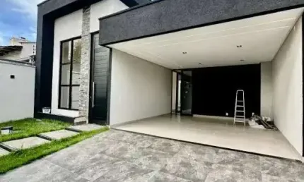 Casa à Venda no Vereda dos Buritis, Goiânia - 3 Suítes, 197m²