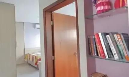 Casa em Condomínio no Jardins Atenas, 4 Quartos, 320m² à Venda