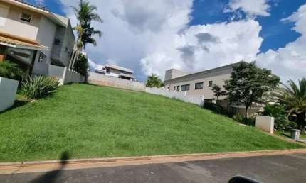 Lote à Venda no Alphaville Flamboyant Goiânia por R$ 3,99 Mi