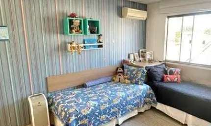 Casa de Condomínio à Venda em Cardoso, Aparecida de Goiânia – 210m², 3 Suítes