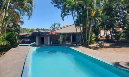 Casa à Venda no Retiro do Bosque, 1200m², 3 Quartos, Aparecida de Goiânia
