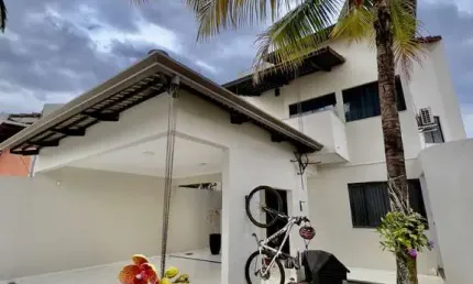 Casa à venda no porto seguro goiânia, 3 suítes, 300m², r$1,3 mi