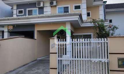 Apartamento com 3 quartos à venda na Rua Jutta Hagemann, 66, Vila Nova, Joinville
