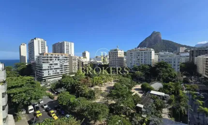 Apartamento à venda, Leblon, Sala, quarto, original 2 quartos, 1 vaga na escritura - 71 m²
