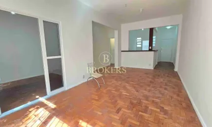 Apartamento à venda Copacabana, Rio de Janeiro! Aproximadamente 480 m da estação do metrô.