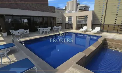 Flat à venda, Ipanema, Vista lateral mar, 2 quartos, sendo 1 suíte, 2 vagas na escritura - 90 m²