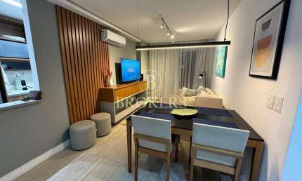 Ipanema na quadra da praia! 2 quartos (1 suíte), varanda com vista mar, vaga, lazer completo e segu