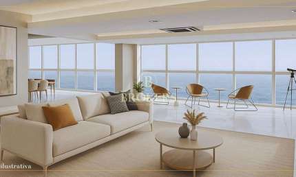 Apartamento à Venda com vista panorâmica para o mar na Av. Atlântica, Copacabana, Rio de Janeiro.