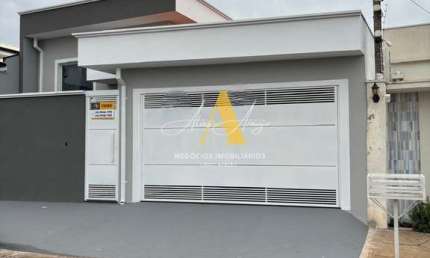 Casa com 3 quartos à venda na Geraldo Tancler, 35, Residencial Vila Di Capri, Botucatu por R$ 550.000