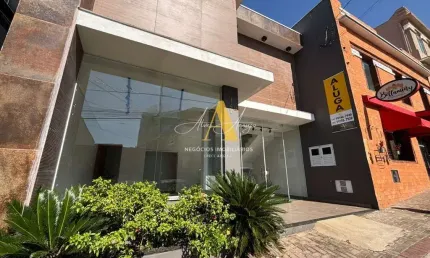 Ponto comercial para alugar na Quintino Bocaiuva, 147, Centro, Botucatu por R$ 3.000