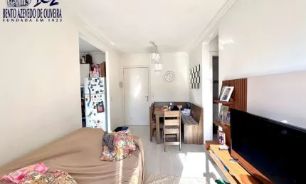 Apartamento dois dormitórios,  1 vaga no Condomínio Veríssimo