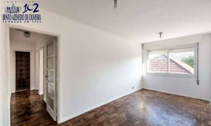Lindo apartamento de dois dormitórios na Cidade Baixa