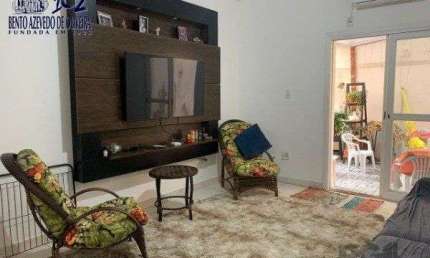 Exclusivo Apartamento Térreo com Amplo Pátio no Coração da Ciade Baixa!
