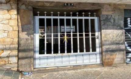 Casa com 2 quartos para alugar na Chácara Seis de Outubro, São Paulo 