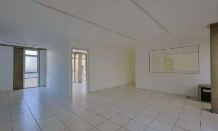 Andar corrido, de 227 m2, em localização privilegiada na Savassi!