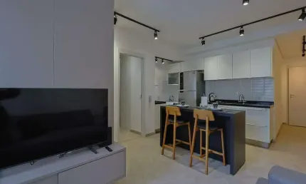 Apartamento de 2 quartos MOBILIADO em excelente localização!