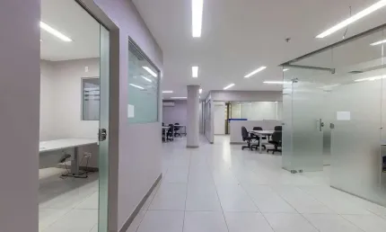 Sala comercial na melhor localização do vila da serra!