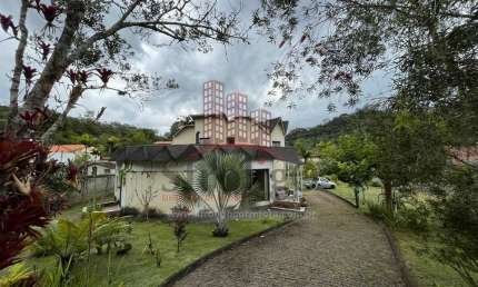 C483 Bela Casa com estilo único localizado na Fazenda Bela Vista, Nova Friburgo-RJ