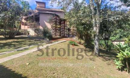 C485 Casa com vista exuberante no bairro Cascatinha, Nova Friburgo-RJ