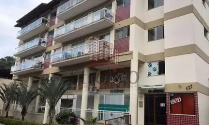 A377 Apartamento amplo com 2 quartos, Centro-Nova Friburgo-RJ