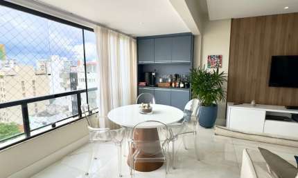 Apartamento Alto Padrão no Jardim Apipema — 3 Quartos com Suíte, Varandão Integrado e 2 Vagas Livres