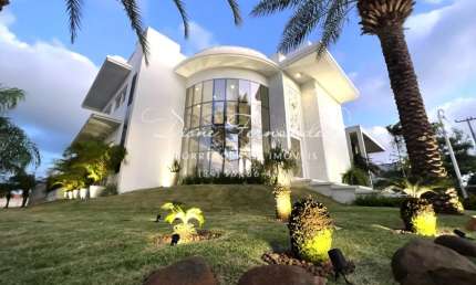 Casa Luxuosa - Alto Padrão no Condomínio Alphaville - RN
