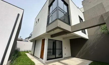 Casa com 3 quartos à venda na Rua Nossa Senhora do Rocio, 223, Santa Cândida, Curitiba por R$ 612.559