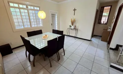 Casa para Venda em Belo Horizonte, Serrano, 4 dormitórios, 3 banheiros, 4 vagas