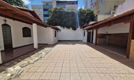 Casa para Venda em Belo Horizonte, Castelo, 4 dormitórios, 4 banheiros, 3 vagas