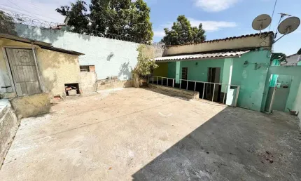 Casa para Venda em Belo Horizonte, Dom Bosco, 3 dormitórios, 1 banheiro, 3 vagas
