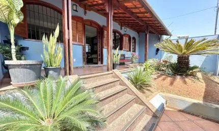 Casa para Venda em Belo Horizonte, Castelo, 3 dormitórios, 5 banheiros, 4 vagas