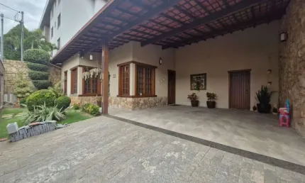 Casa para Venda em Belo Horizonte, Castelo, 4 dormitórios, 5 banheiros, 4 vagas