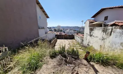 Terreno à venda no Álvaro Camargos, Belo Horizonte 