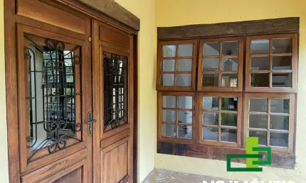 Venda / Excelente Oportunidade!!  - Amplo imóvel na Martim de Sá.