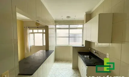 VENDA / Belo Apartamento no Centro de Caraguatatuba