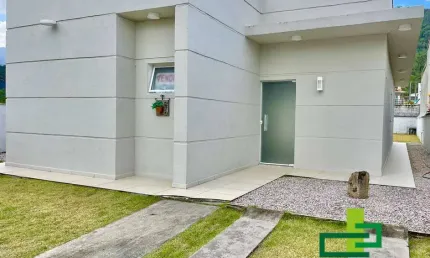 Casa em condomínio fechado com 3 quartos à venda no Mar Verde, Caraguatatuba 