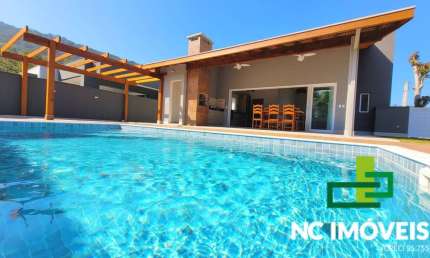 Locação Por Temporada | Linda Casa Nova e Moderna no Condomínio Mar Verde