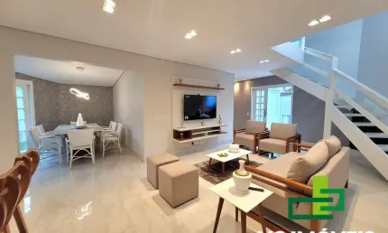 Casa em condomínio fechado com 4 quartos à venda no Mar Verde, Caraguatatuba 