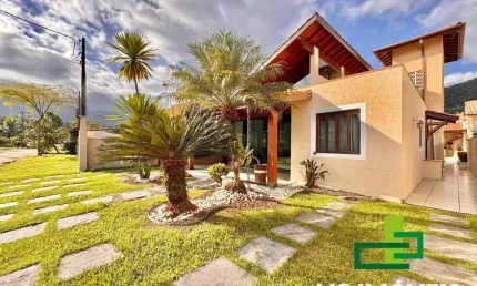 Linda Casa à Venda no Condomínio Mar Verde – Praia da Mococa, Caraguatatuba