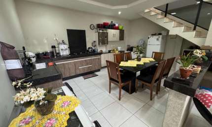 Casa / Sobrado para Venda em Santa Bárbara d`Oeste, Cidade Nova em SBO, 4 dormitórios, 3 banheiros, 2 vagas
