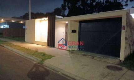 Casa com 2 quartos à venda na Rua Marechal Hermes, 240, Rio Pequeno, São José dos Pinhais