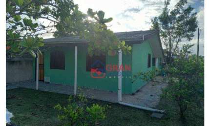 Casa de esquina + meia agua à venda em Coroados - Guaratuba
