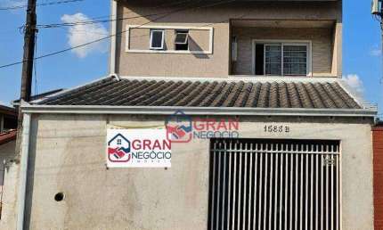 Triplex semi mobiliado à venda no Xaxim - Curitiba.